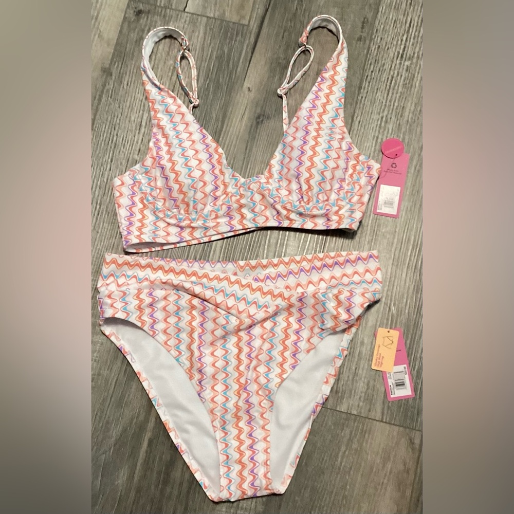 Kohl’s Colorful Zigzag Bikini Set